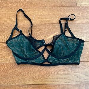 Black and Green lace bra